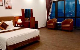 LuxTel Hotel Tây Hồ